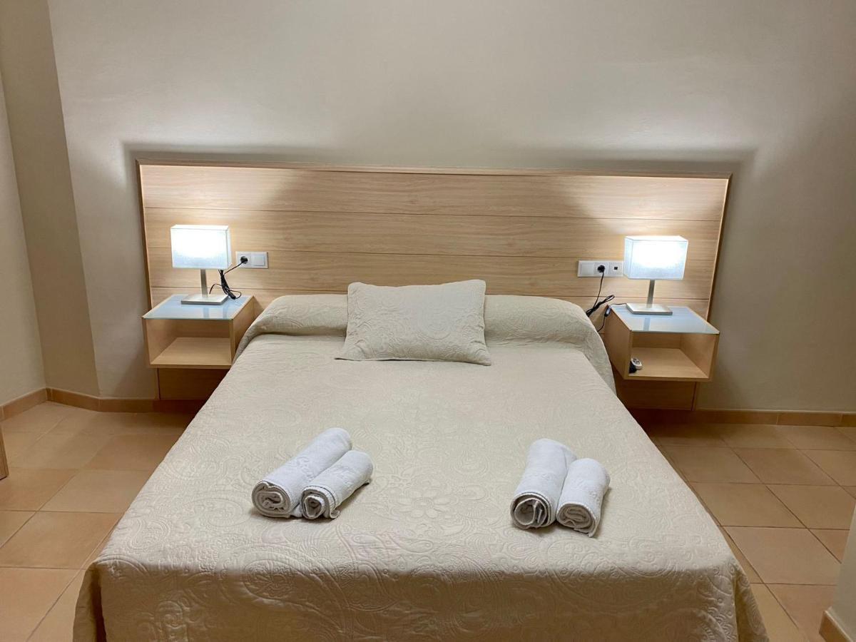 Hotel Sierra De Huesa Екстер'єр фото