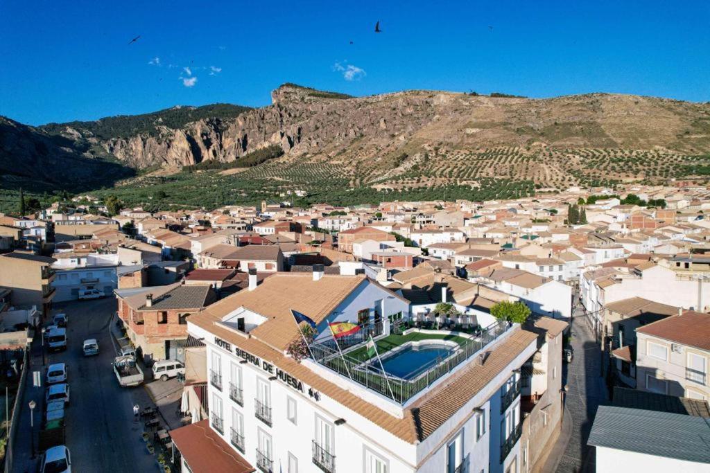 Hotel Sierra De Huesa Екстер'єр фото
