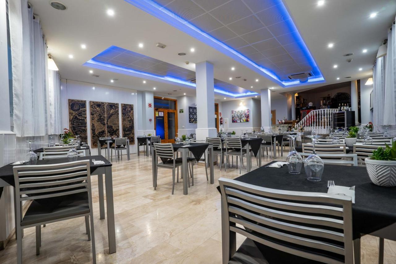 Hotel Sierra De Huesa Екстер'єр фото
